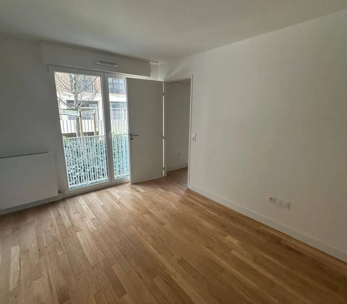 Location Issy-les-Moulineaux Appartement 69807483b12b