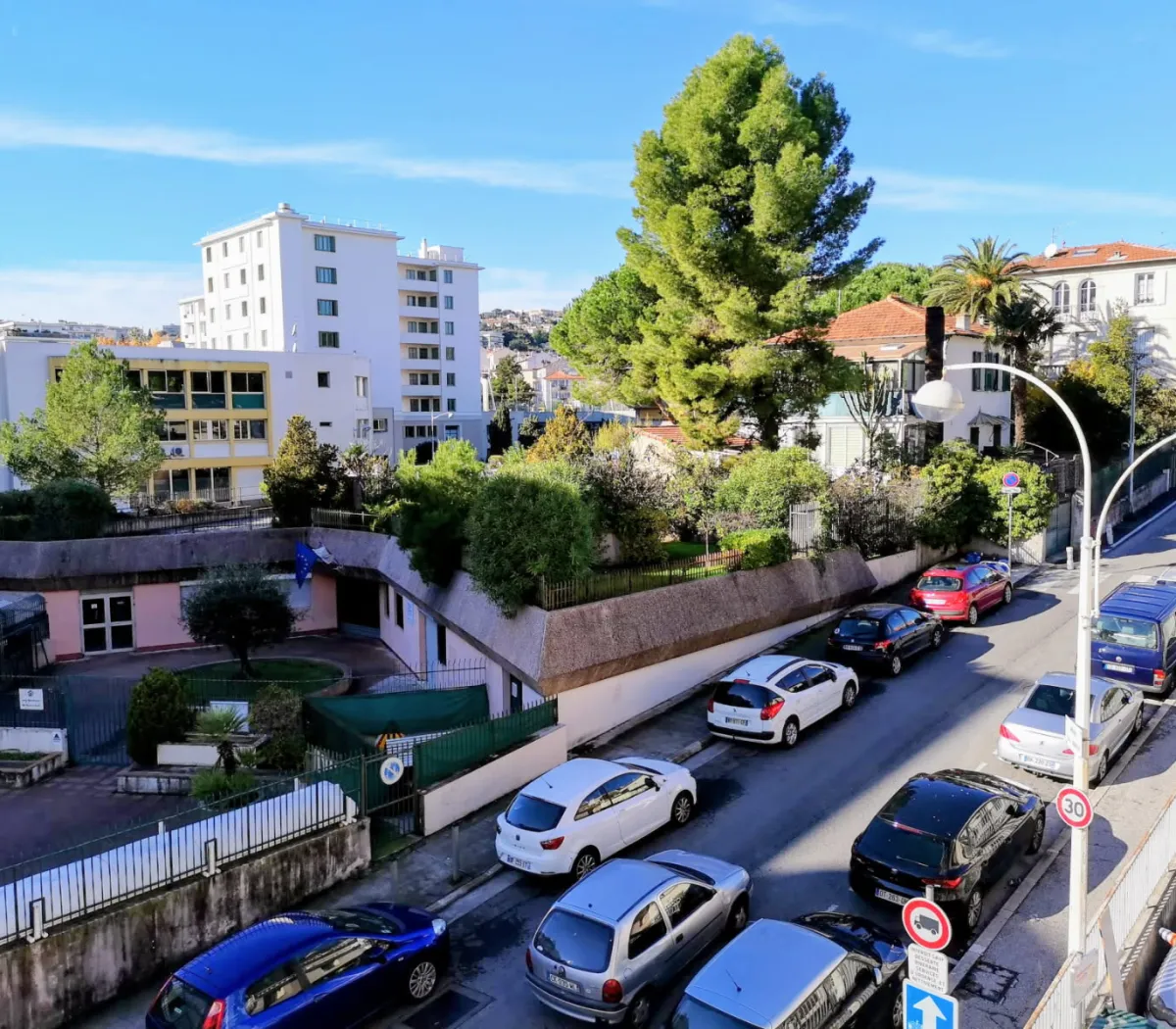 Location Nice Appartement 698075153060