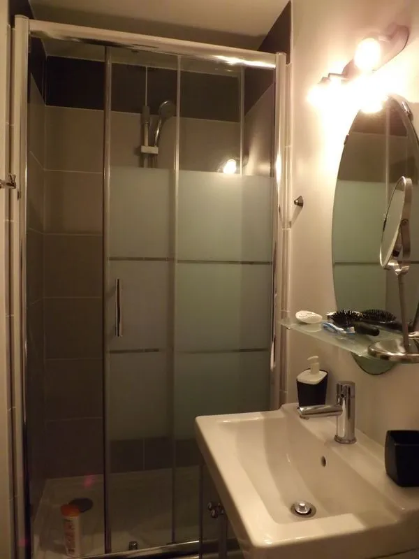 Location Paris Appartement 69808375ce39