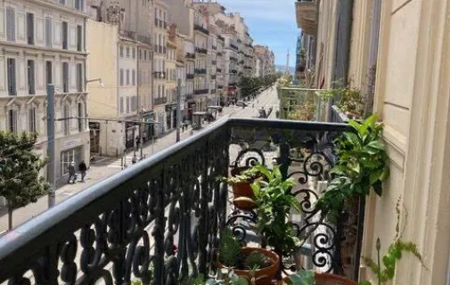 Location Marseille Appartement 6980ab7dc32a