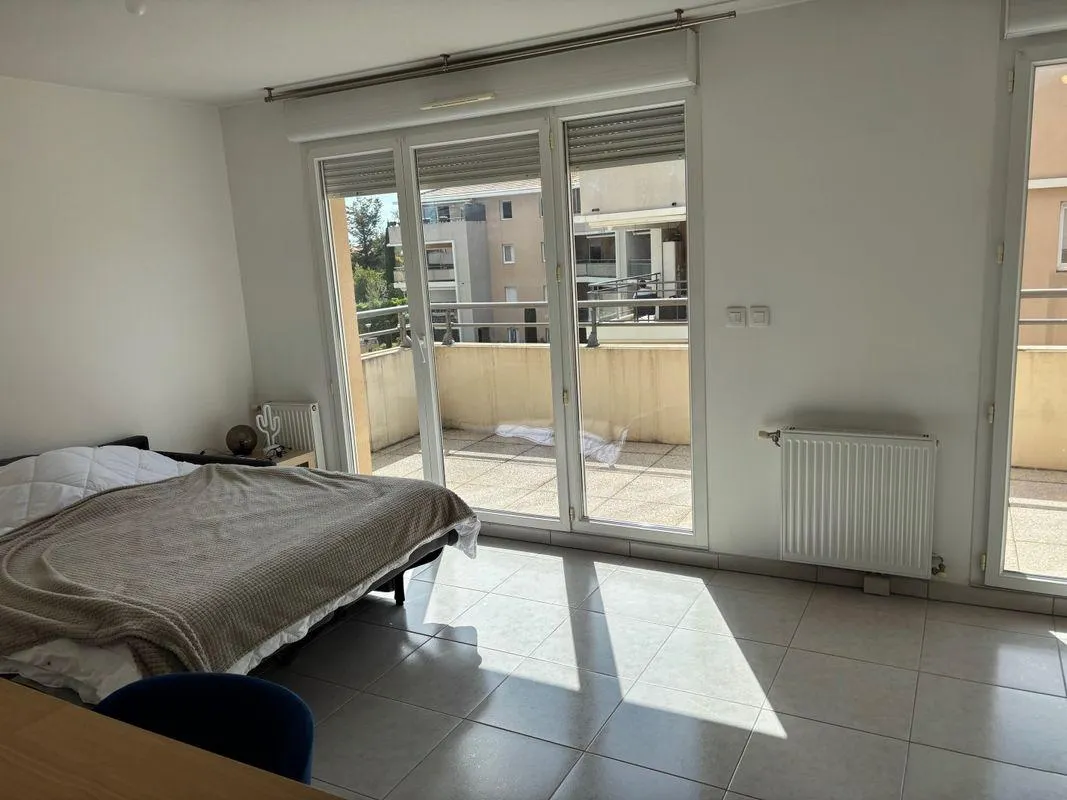 Location Aix-en-Provence Appartement 6980acbe839c