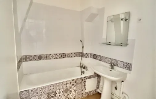 Location Paris Appartement 6980d48f170b