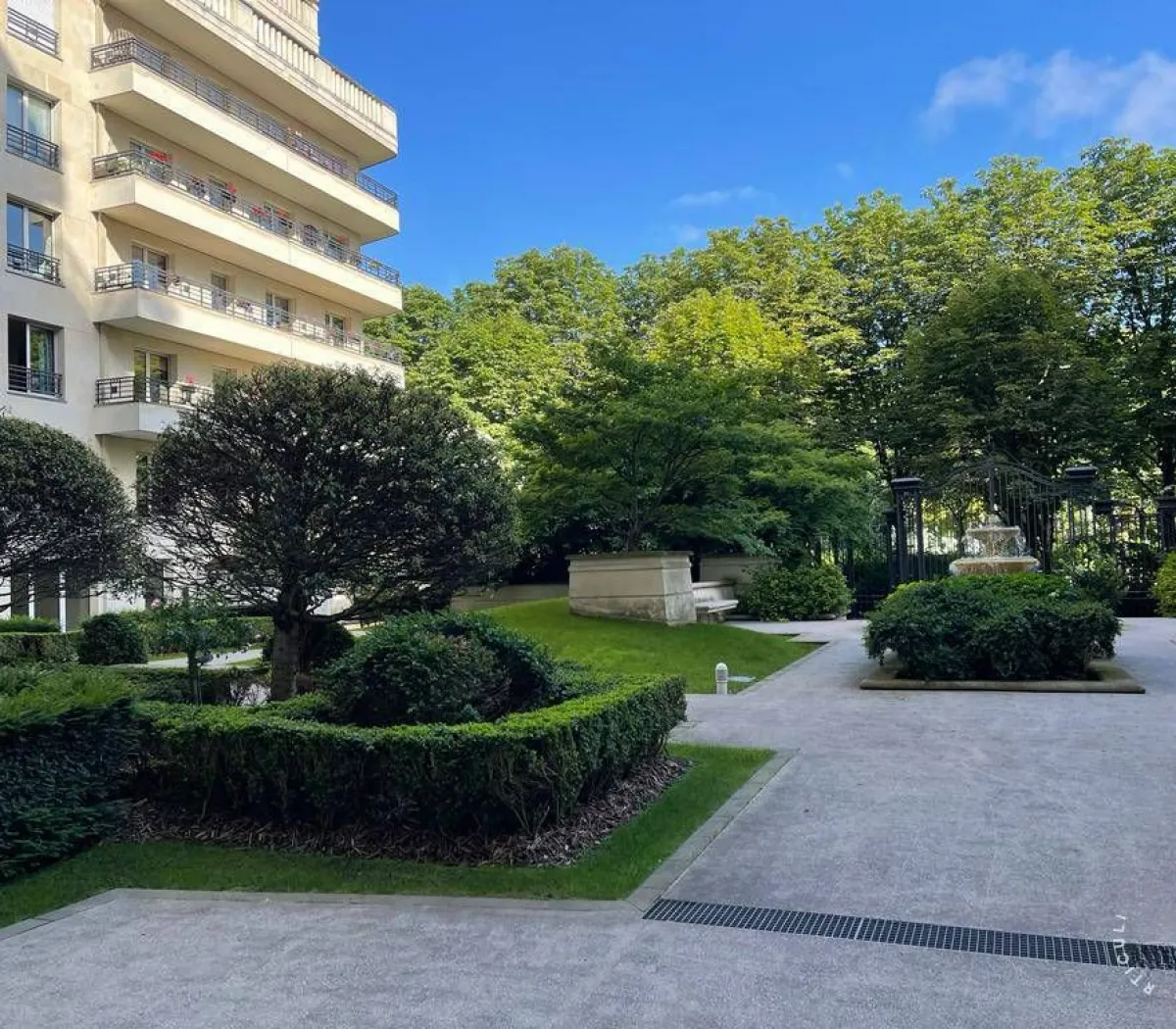 Location Levallois-Perret Appartement 69810acf3ee8