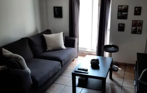 Location Toulon Appartement 6981d31bd4fb