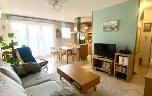 Location Saint-Martin-d'Hères Appartement 6982c4e401d0