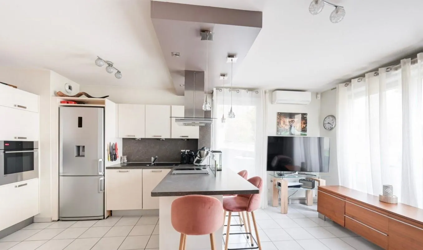 Location Villeurbanne Appartement 698355452b0d