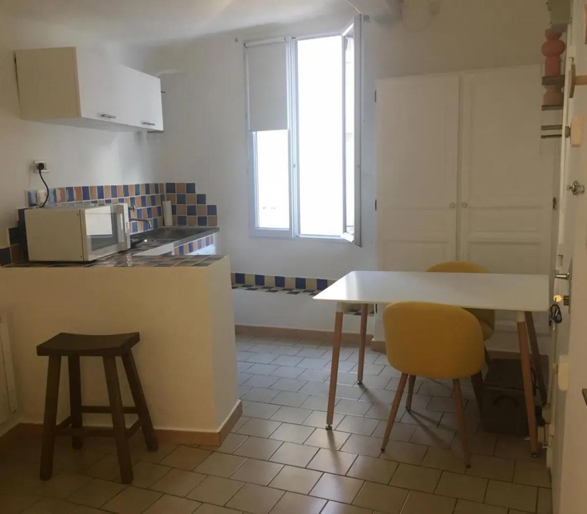 Location Aix-en-Provence Appartement 698374f6b241