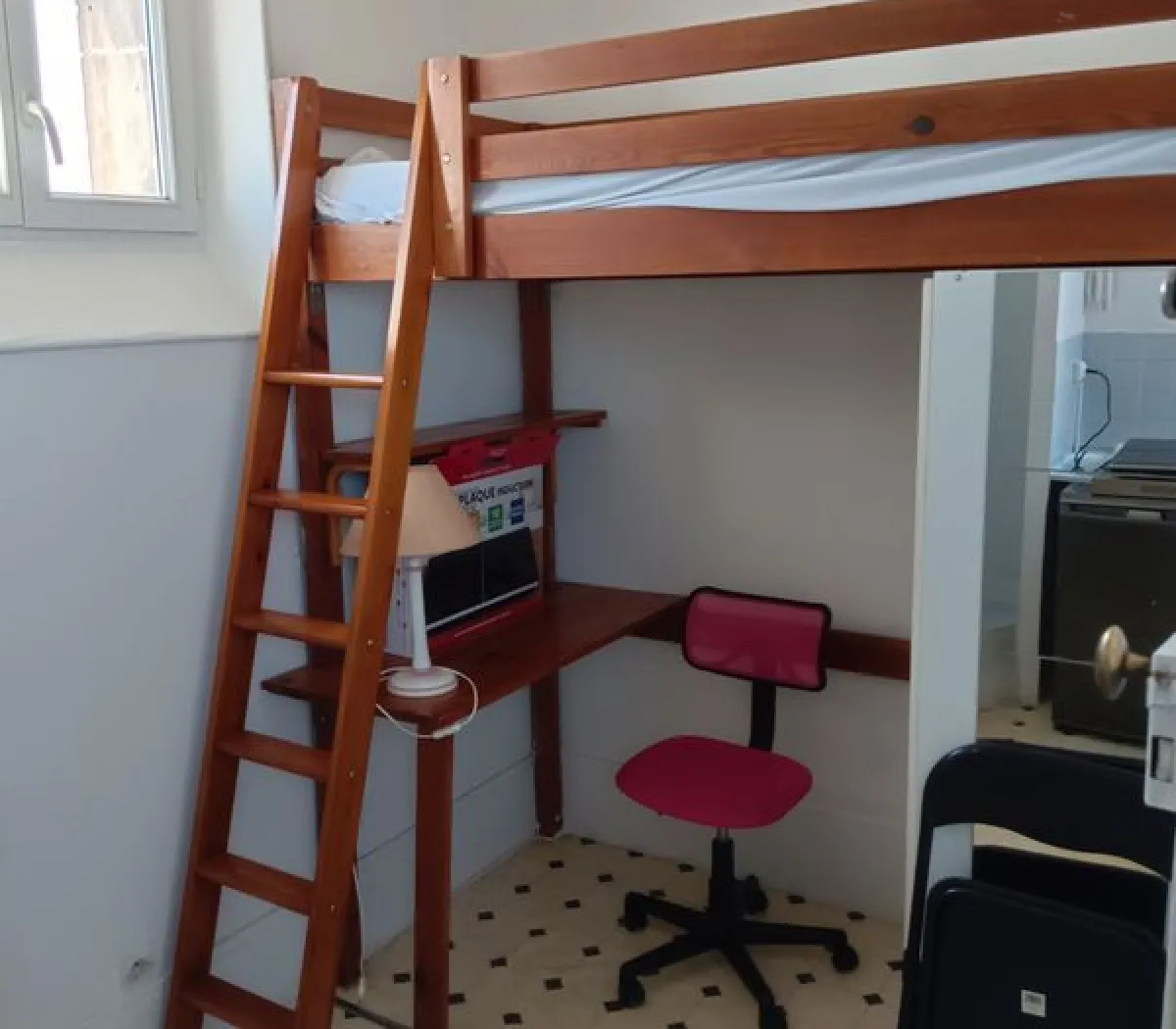 Location Clichy Appartement 698378ed5db4