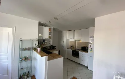 Location Puteaux Appartement 698378ff5ad3
