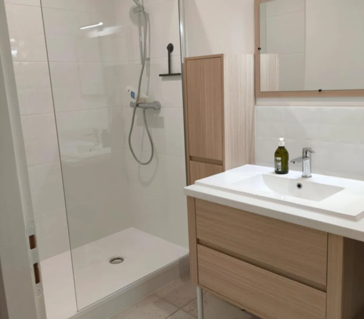 Location Oullins-Pierre-Bénite Chambre 6983b7cc0acc