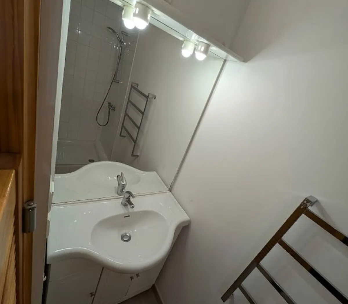 Location Aix-en-Provence Appartement 6983f154bdba