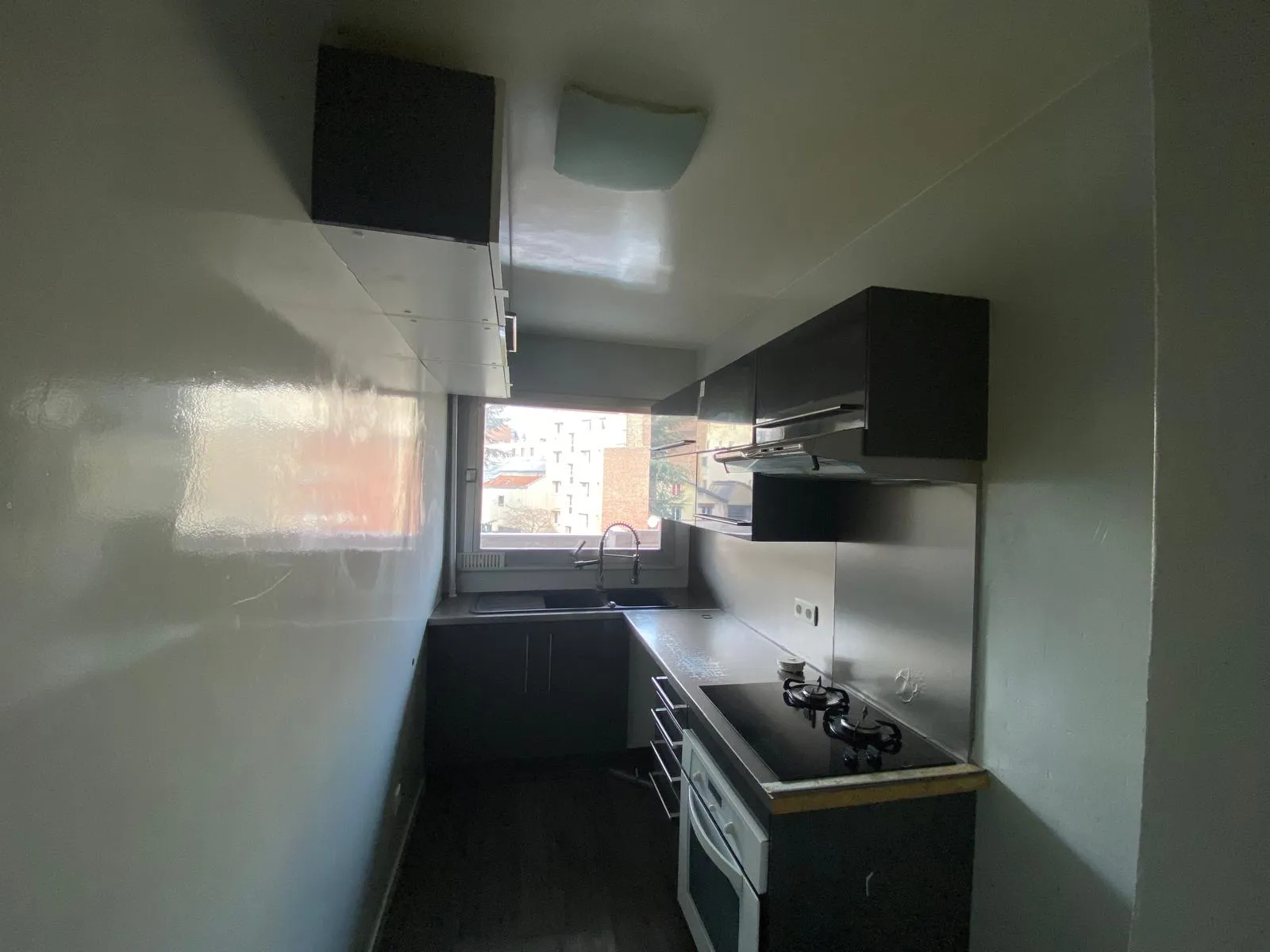 Location Saint-Ouen-sur-Seine Appartement 698467dc7c7b