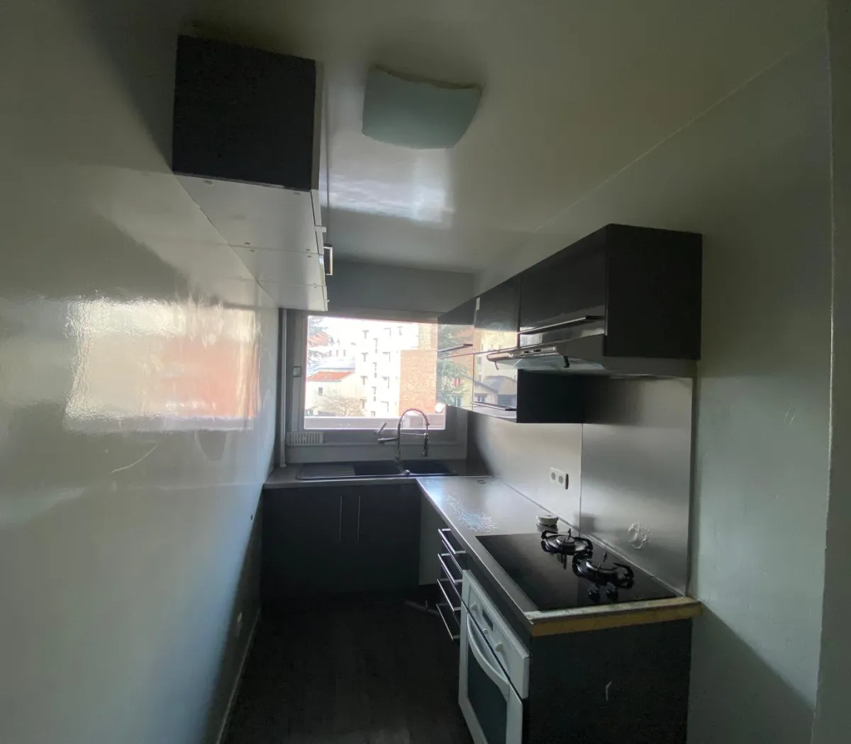 Location Saint-Ouen-sur-Seine Appartement 698467dc7c7b