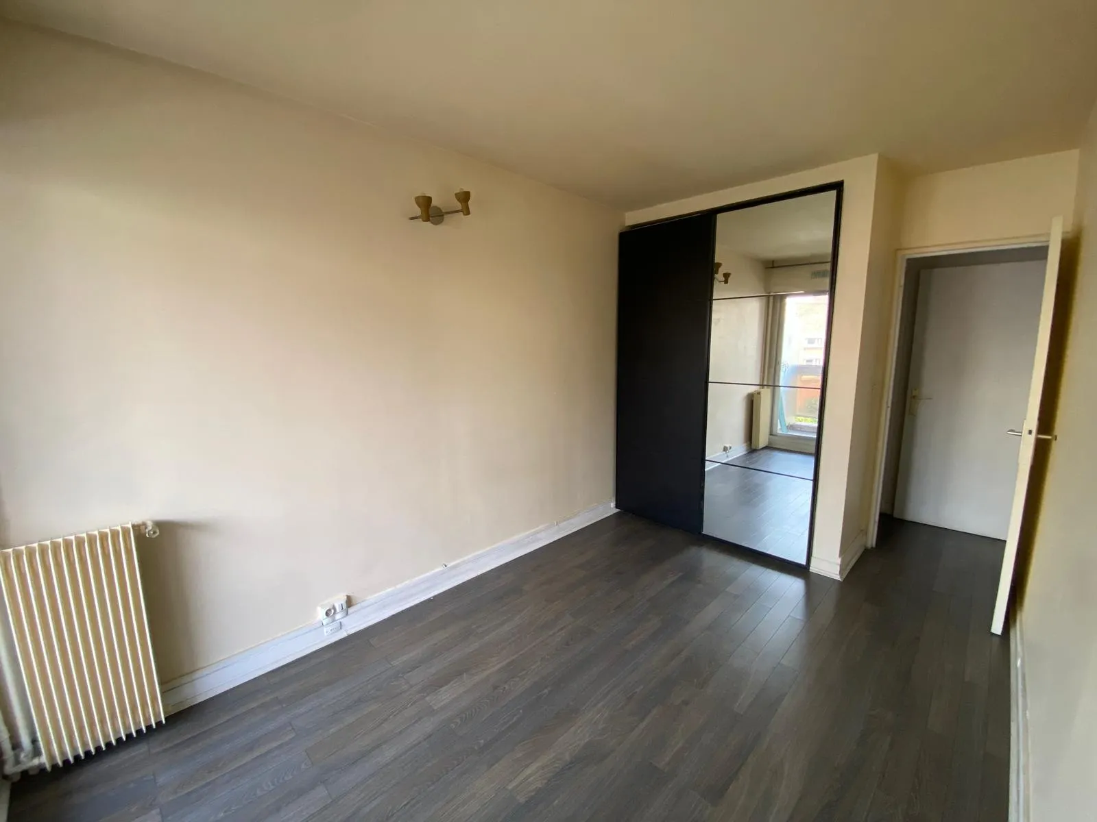 Location Saint-Ouen-sur-Seine Appartement 698467dc7c7b