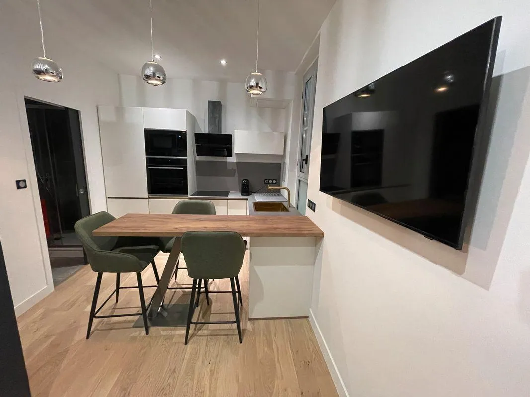 Location Paris Appartement 6984a9e56efa