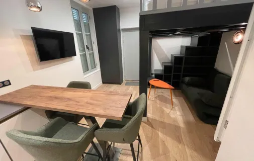 Location Paris Appartement 6984a9e56efa