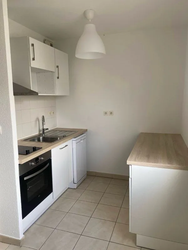 Location Villeurbanne Appartement 6984bd9716b8