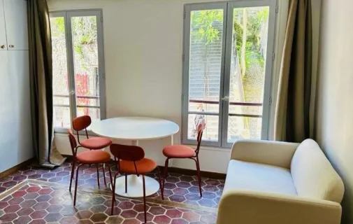 Location Paris Appartement 6984bdaa5285