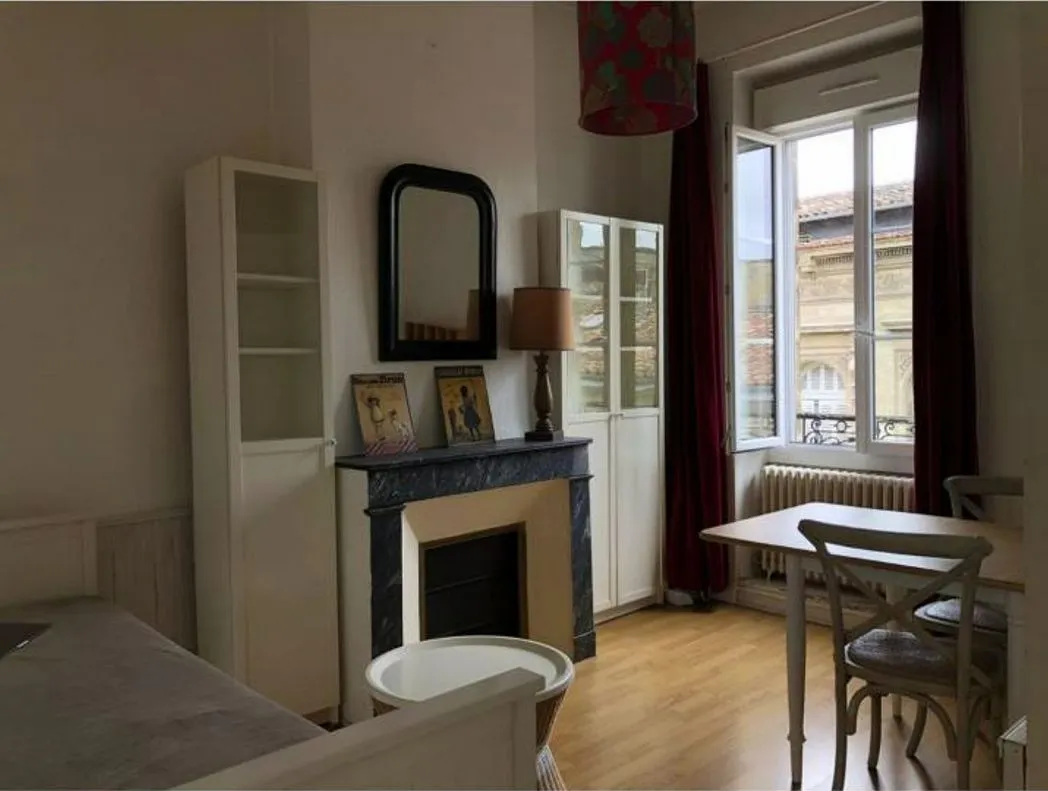 Location Bordeaux Appartement 6985a49f923a