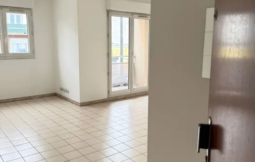 Location Bobigny Appartement 6985a7f5e9c6