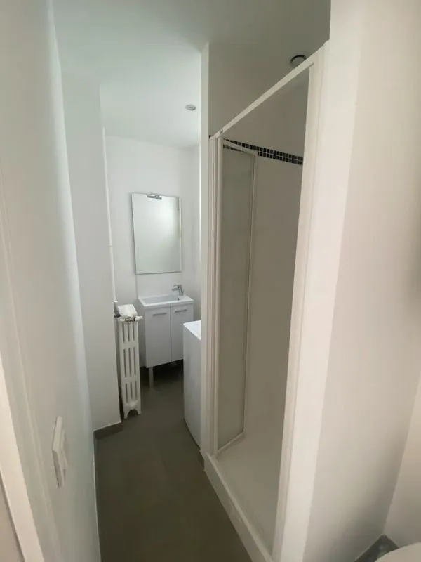 Location Paris Appartement 6985a8e5ee27