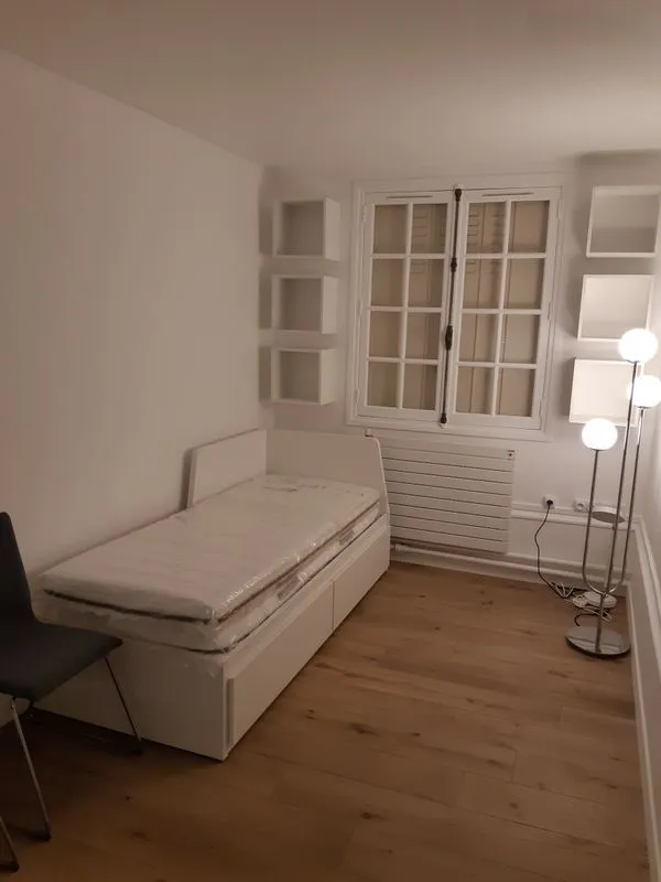 Location Versailles Appartement 6985e55774e7