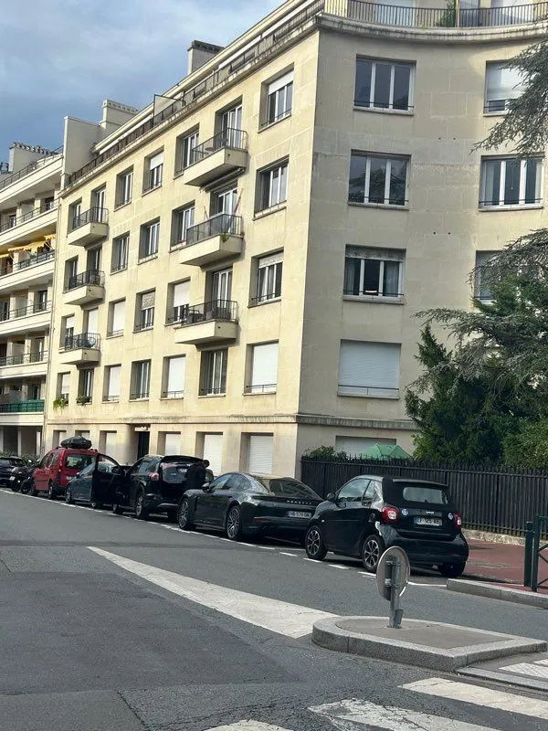 Location Saint-Mandé Appartement 6987449792e0