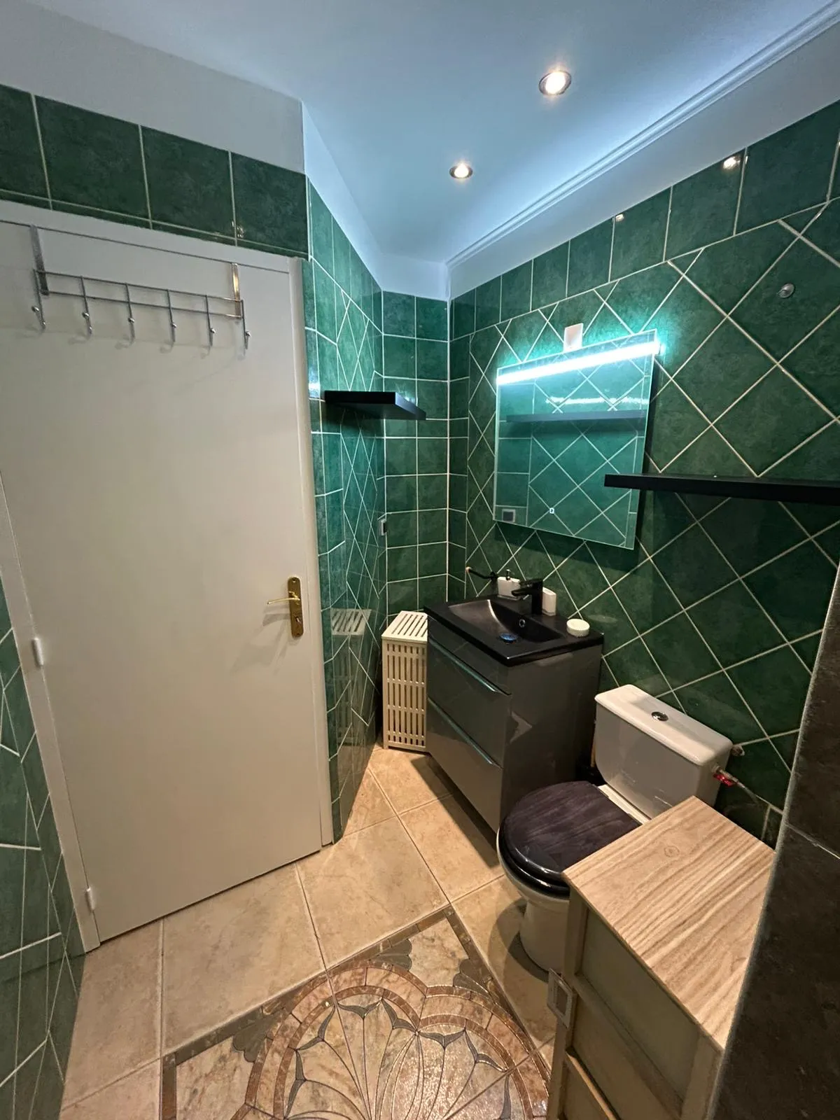 Location Aix-en-Provence Appartement 69886ae32298