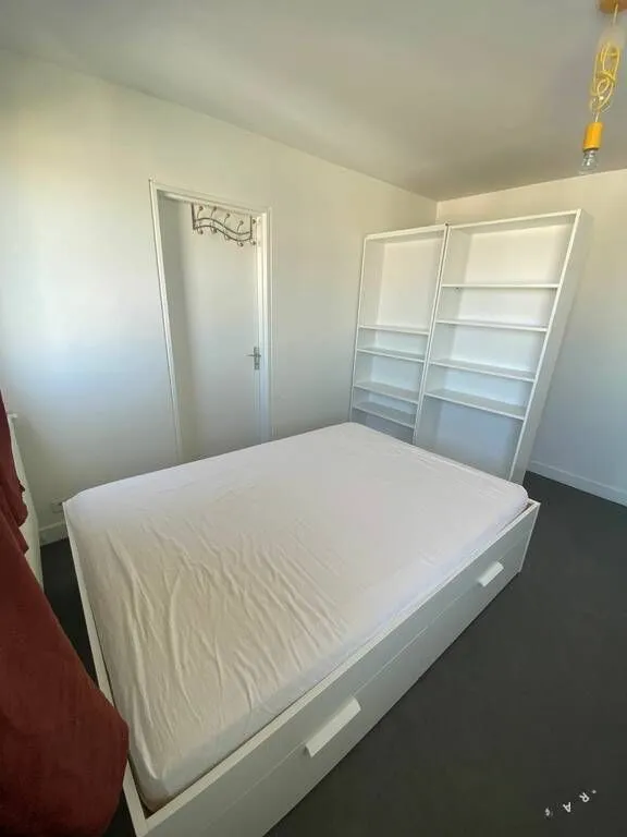 Location Ivry-sur-Seine Appartement 69890f39145b