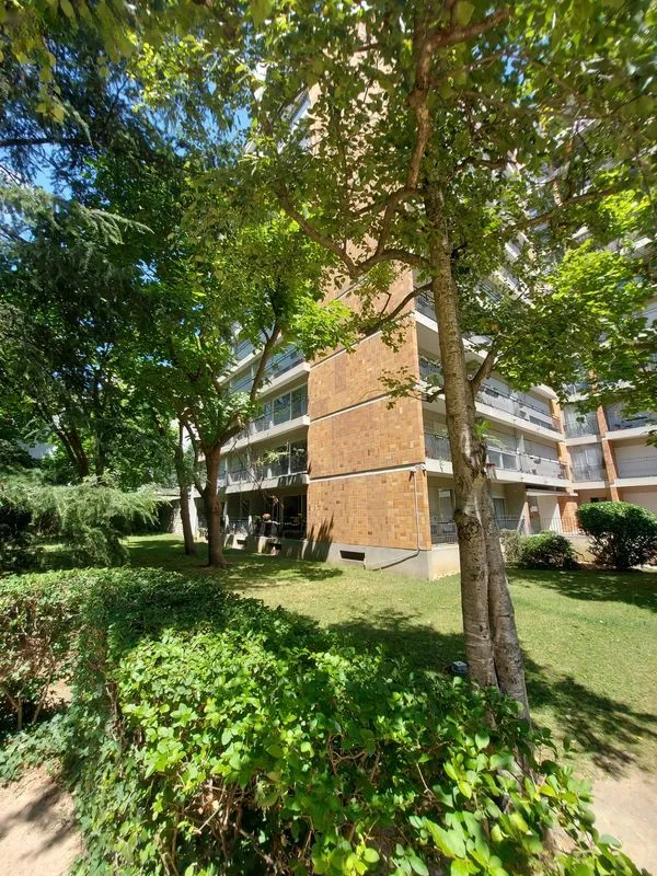 Location Paris Appartement 69890f444718