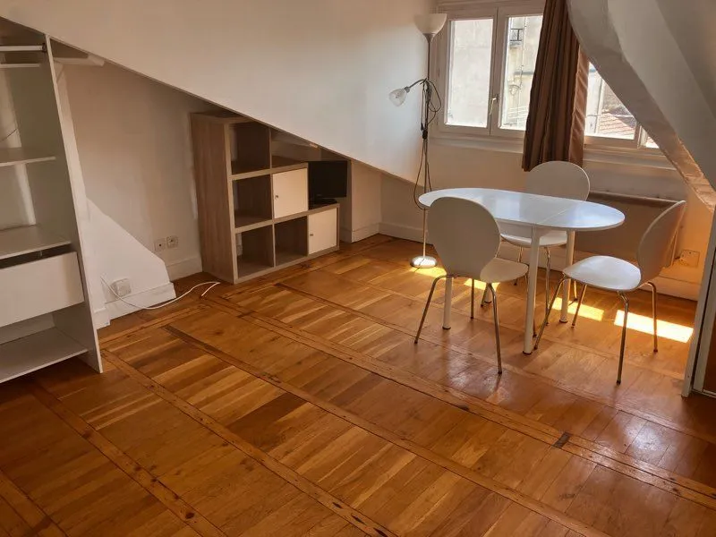 Location Charenton-le-Pont Appartement 6989e9611df9