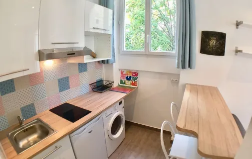 Location Asnières-sur-Seine Appartement 6989effbf419