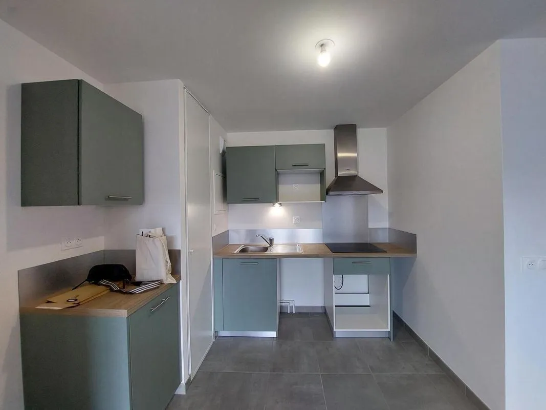 Location Paris Appartement 6989f2ed095d