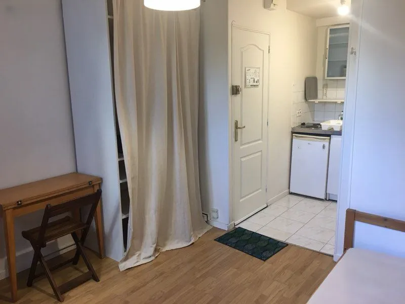 Location Paris Appartement 6989fab6af26
