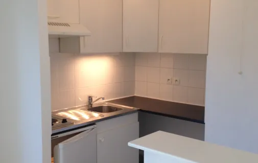 Location Asnières-sur-Seine Appartement 698a3b3b7772