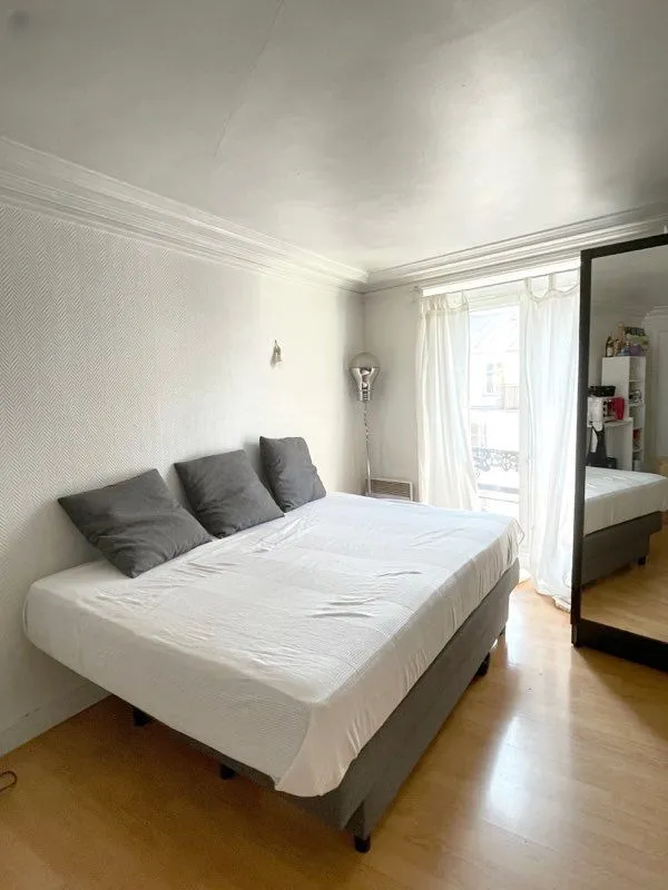 Location Paris Appartement 698ac1ec110e