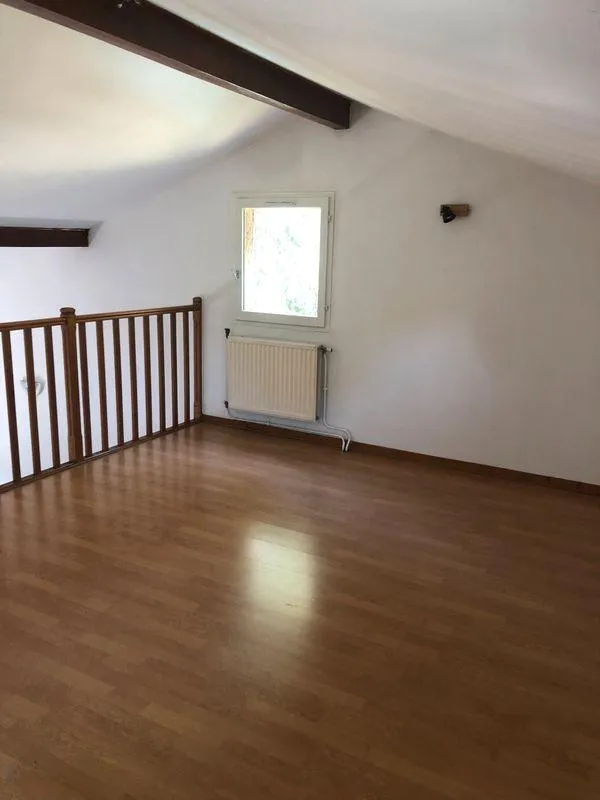 Location Villeurbanne Appartement 698b135bb628