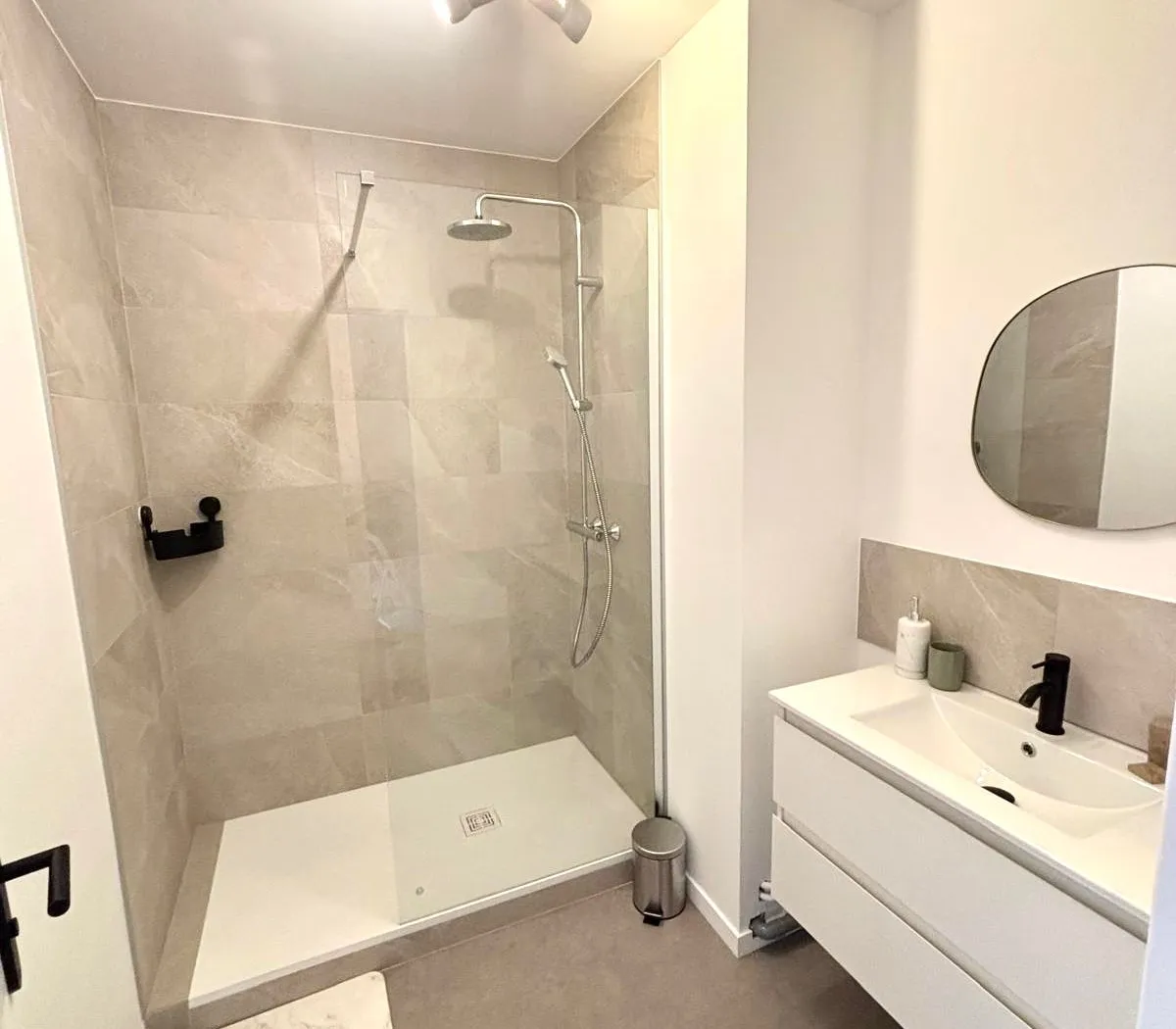 Location Villeurbanne Appartement 698b3ece1808