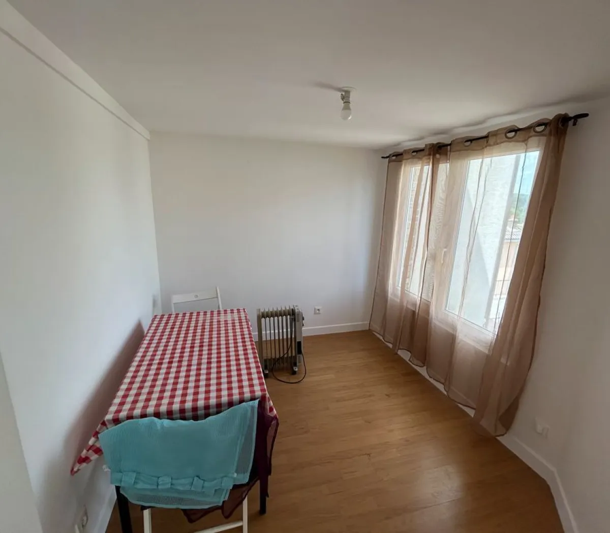 Location Sèvres Appartement 698c989eda9b