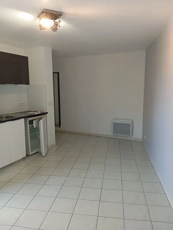 Location Marseille Appartement 698c98b8656e