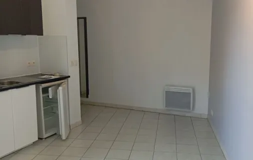 Location Marseille Appartement 698c98b8656e