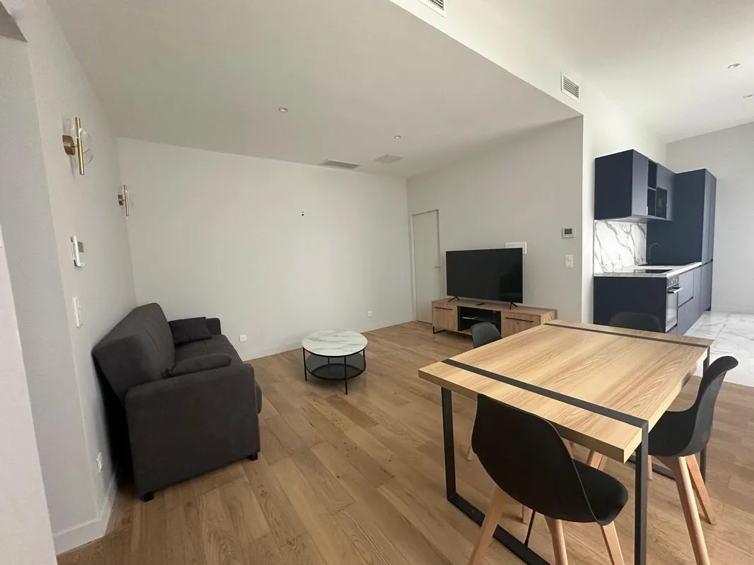 Location Bordeaux Appartement 698cb8f33934