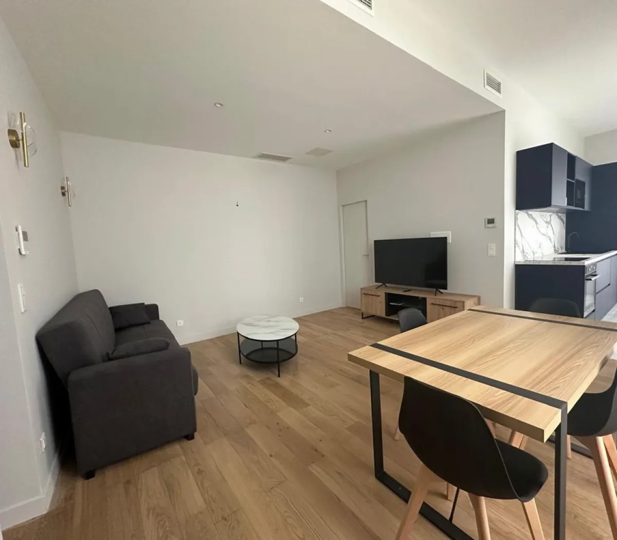 Location Bordeaux Appartement 698cb8f33934