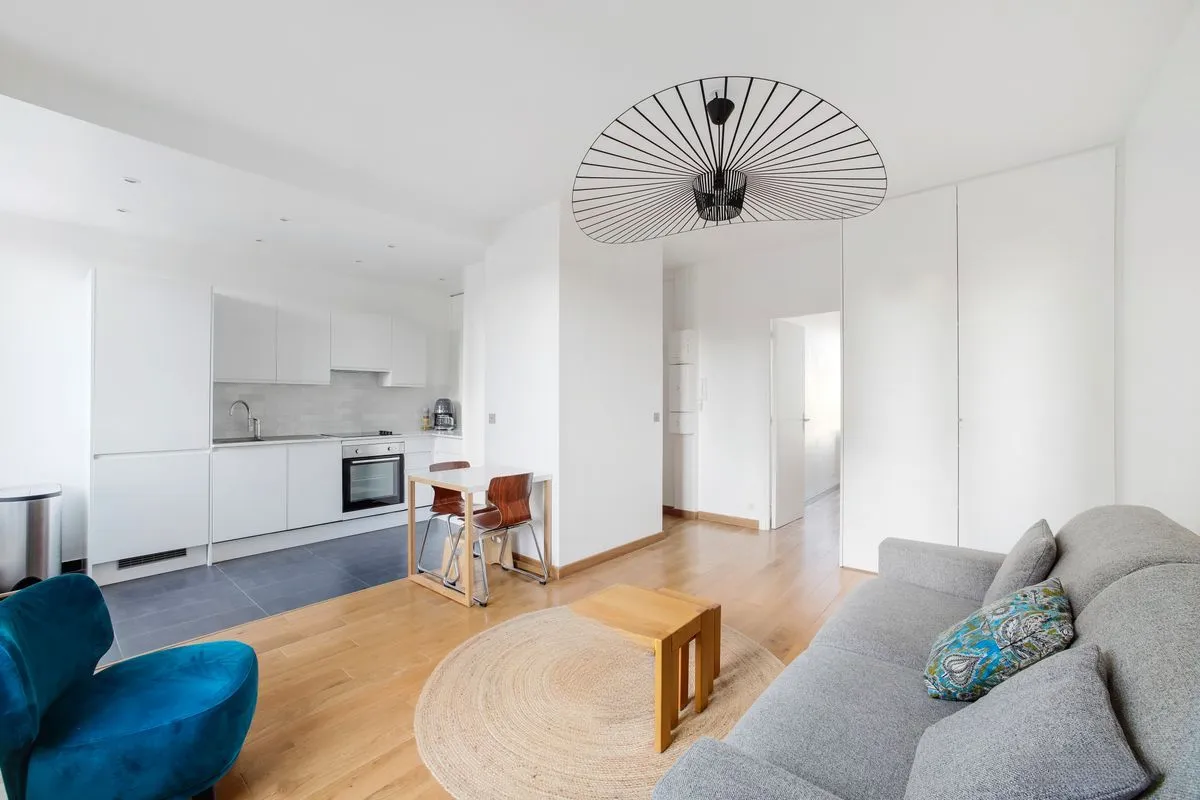 Location Paris Appartement 698cc854e638