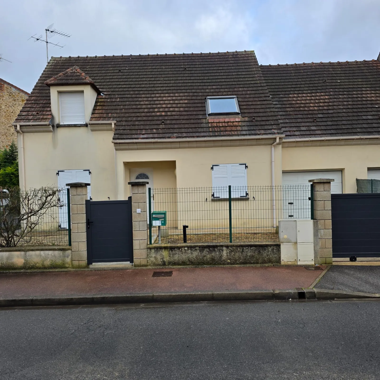 Location Corbeil-Essonnes Maison 698dd6edde2e