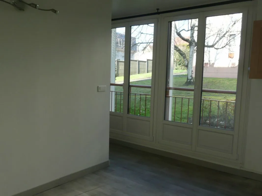 Location Rosny-sous-Bois Appartement 698e5bb35a1a