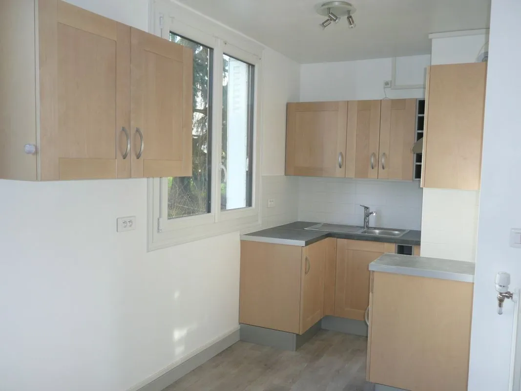 Location Rosny-sous-Bois Appartement 698e5bb35a1a