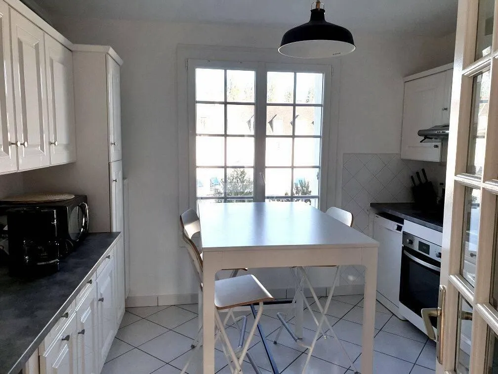 Location Tours Chambre 698ee5209f46