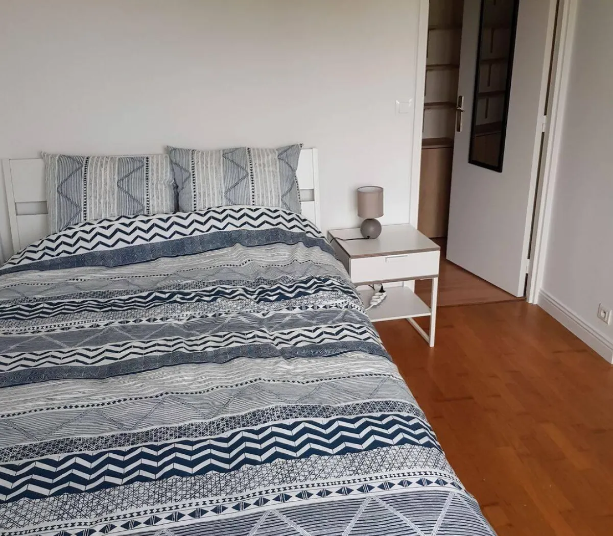 Location Tours Chambre 698ee5209f46