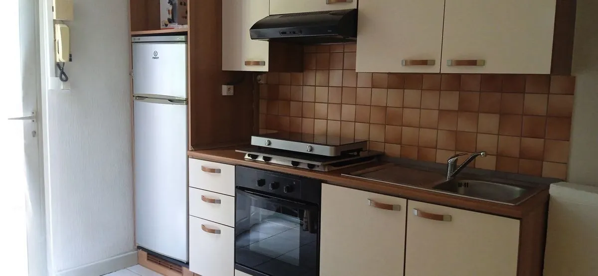 Location Marseille Appartement 6990a1a3bc33